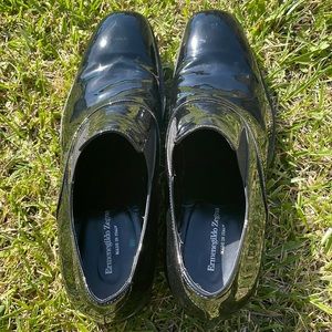 Ermenegildo Zegna shiny dress shoes. Size 8 1/2 used. Made in Italy